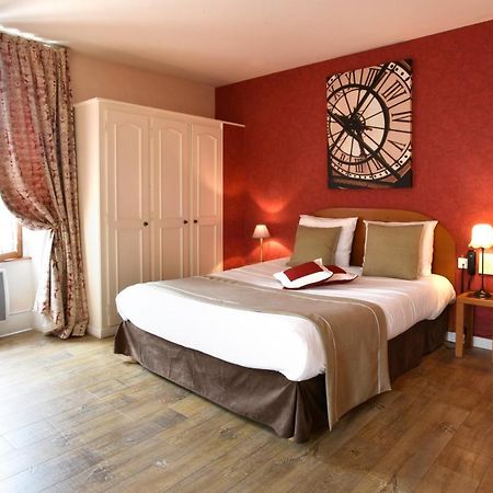 Logis Hotel-Restaurant Le Relais Отрив Екстер'єр фото