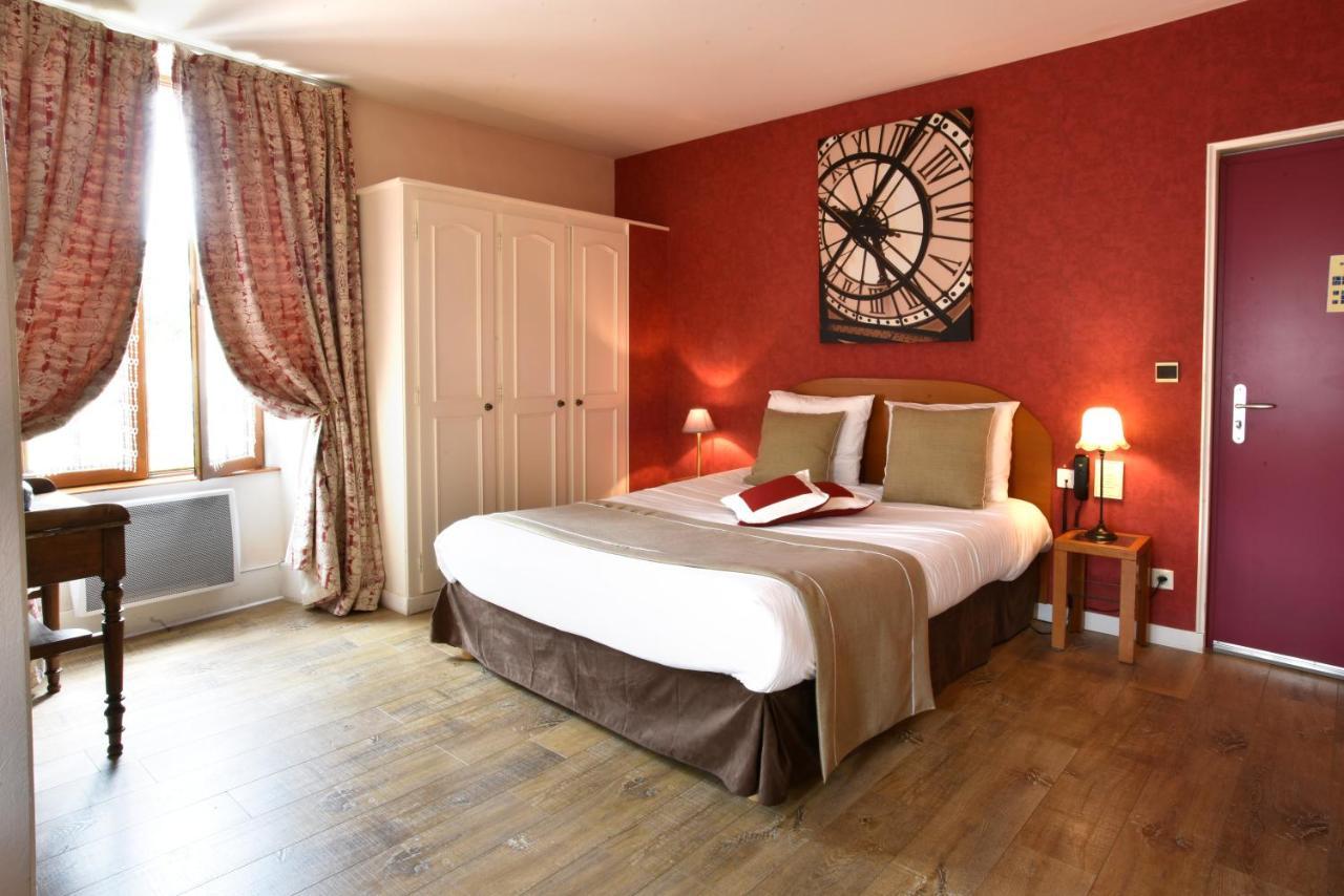 Logis Hotel-Restaurant Le Relais Отрив Екстер'єр фото